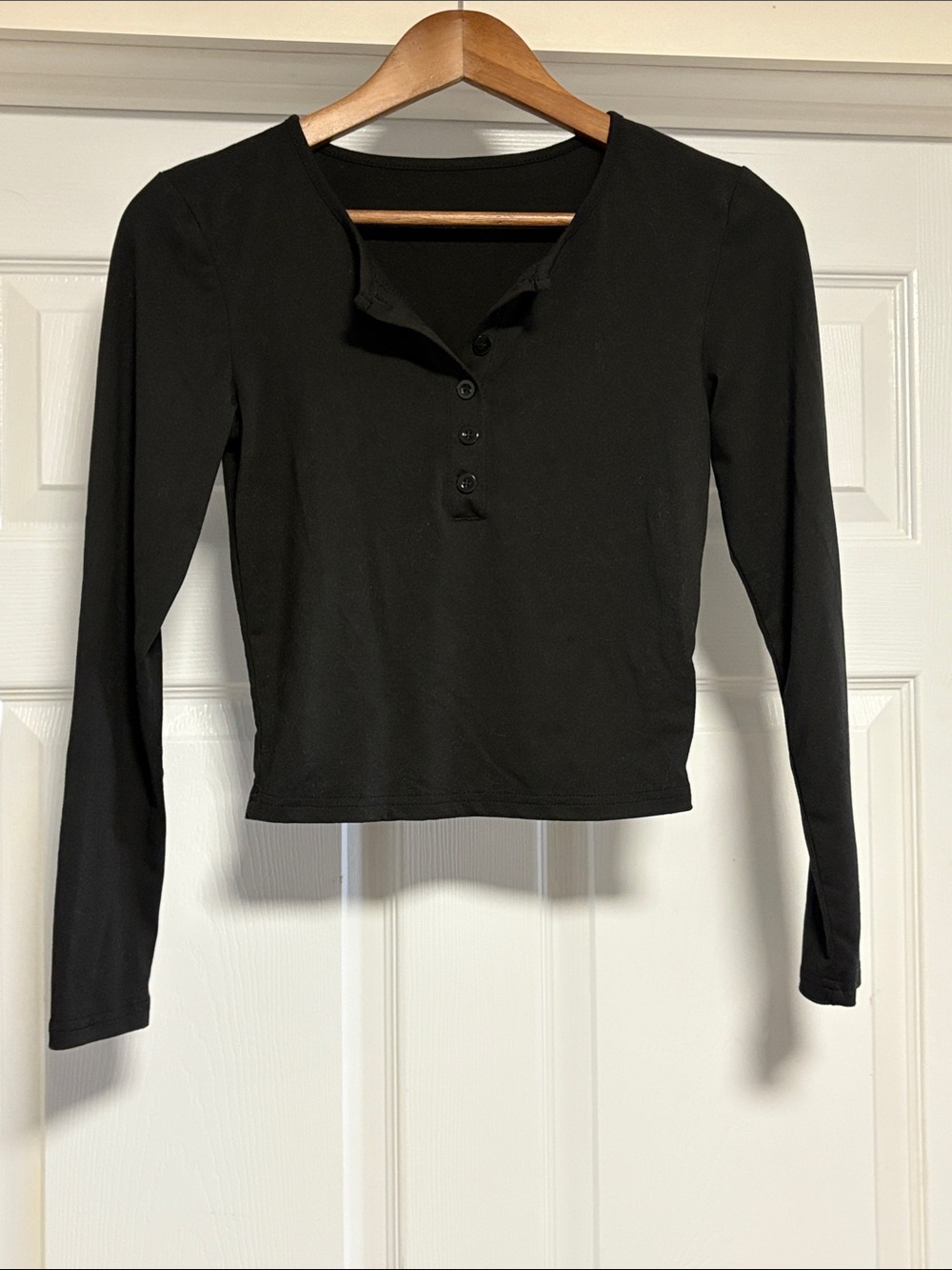 Black Long-Sleeve Henley Crop Top